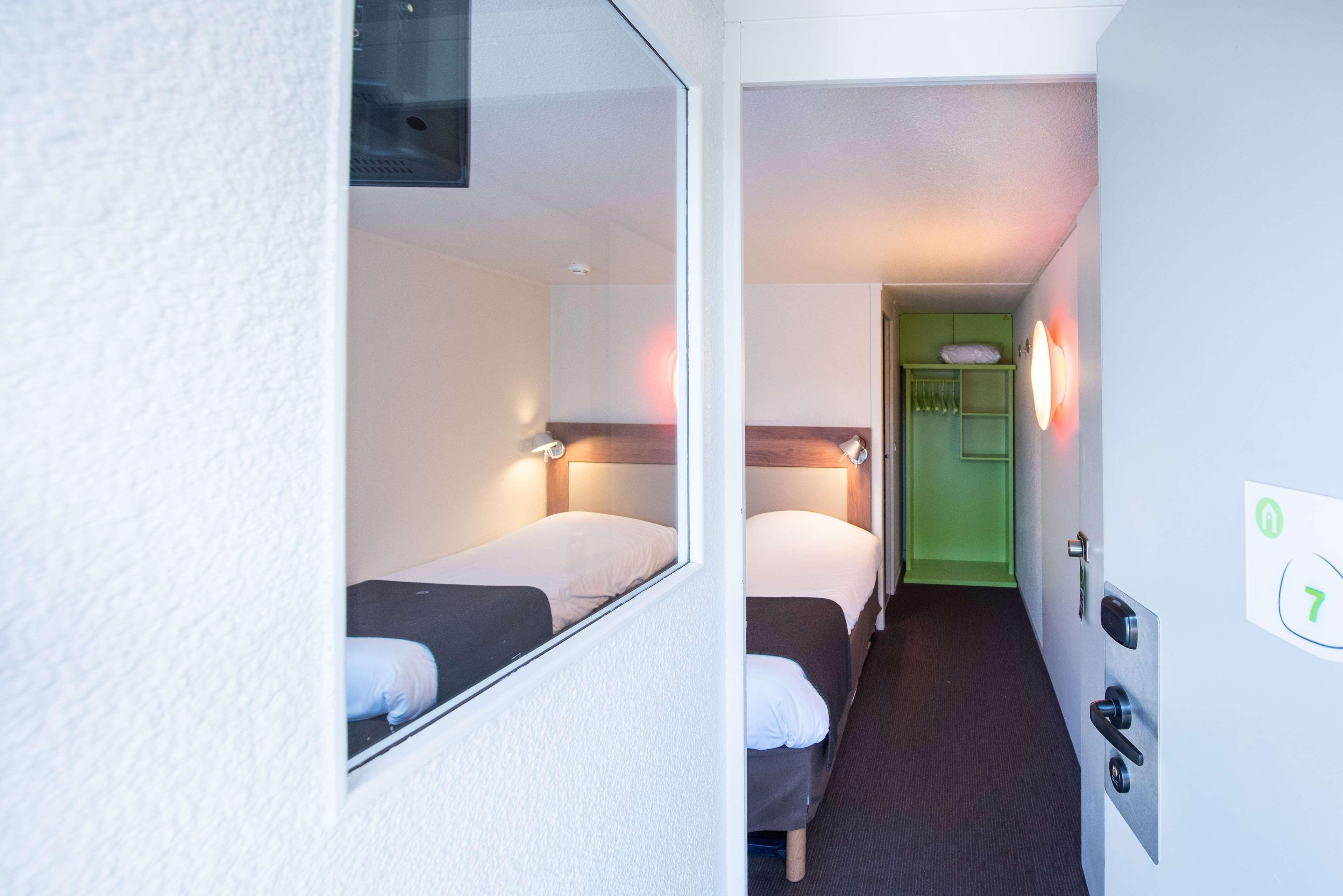 Campanile Nantes ~ Reze Aeroport Hotel Ngoại thất bức ảnh