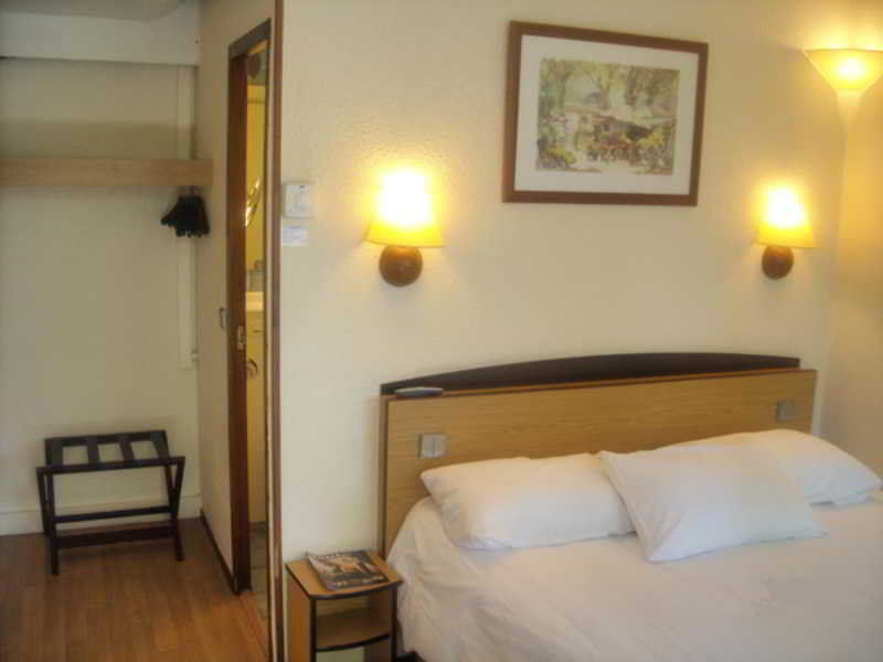Campanile Nantes ~ Reze Aeroport Hotel Ngoại thất bức ảnh